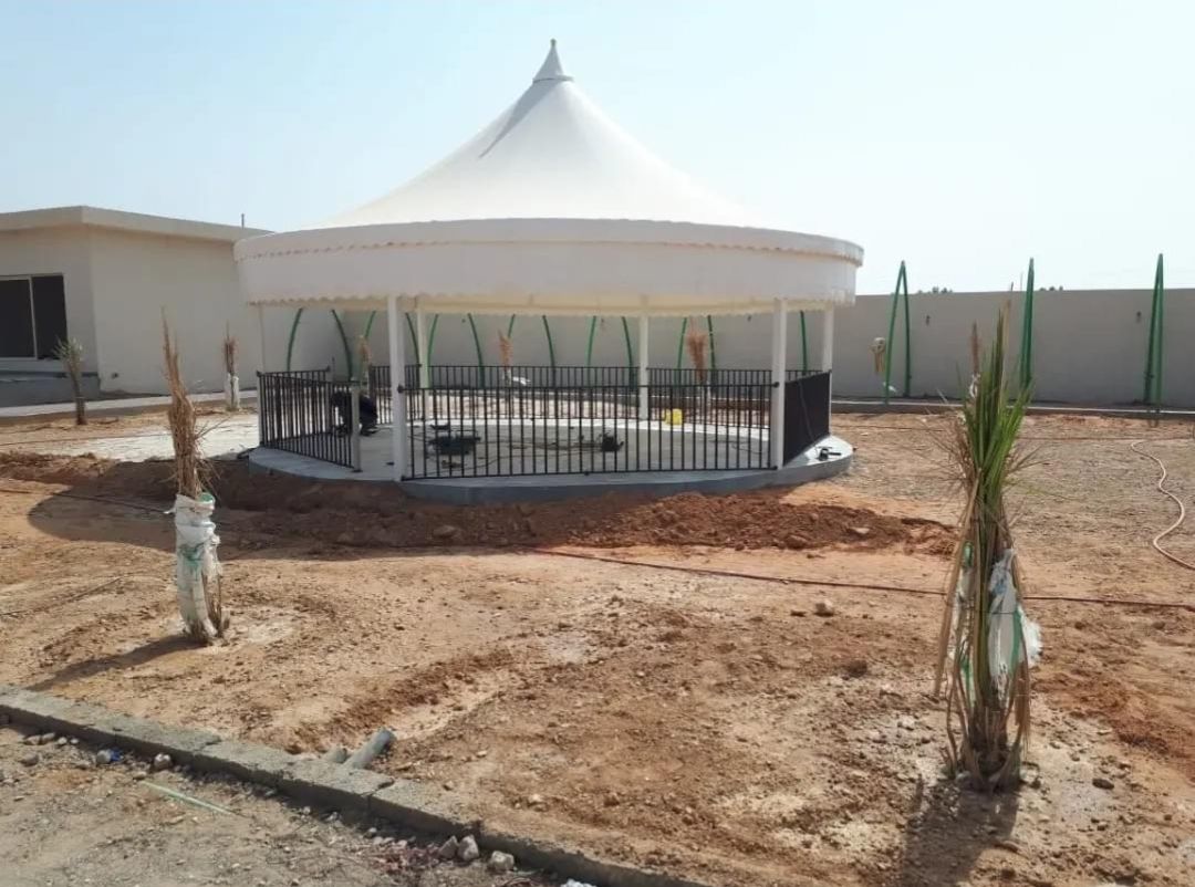 مضلات وسواتر وجلسات وهناجر مستودعات ساندويش بانل و