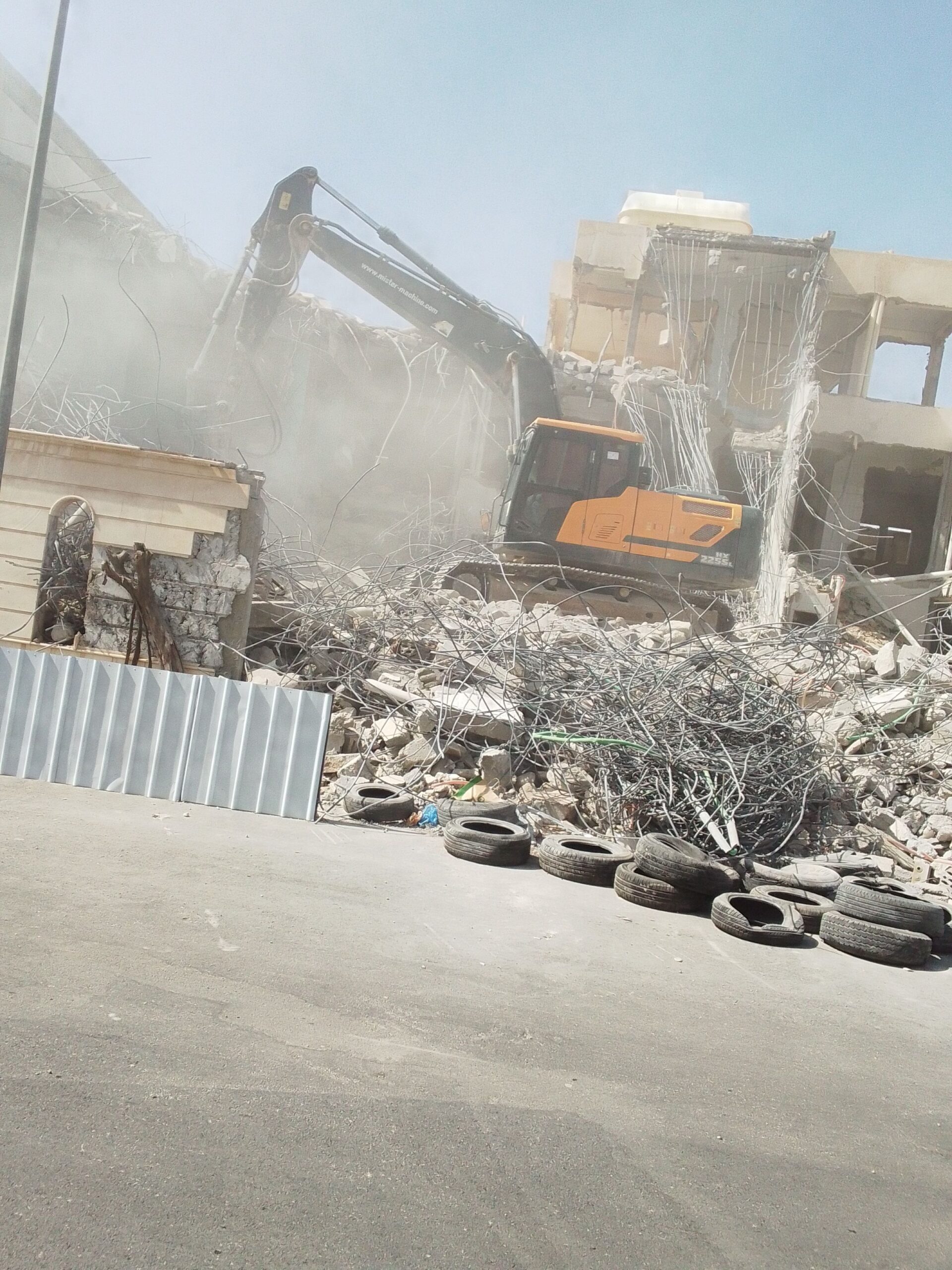 مقاول هدم مباني بالرياض 0552311659