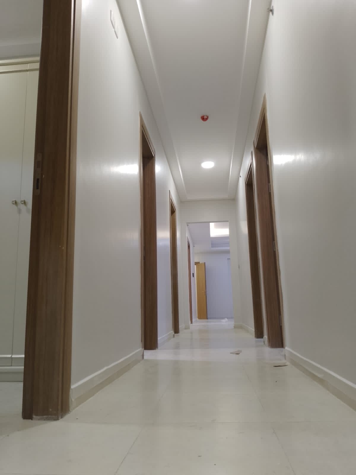 معلم دهانات وديكورات جده