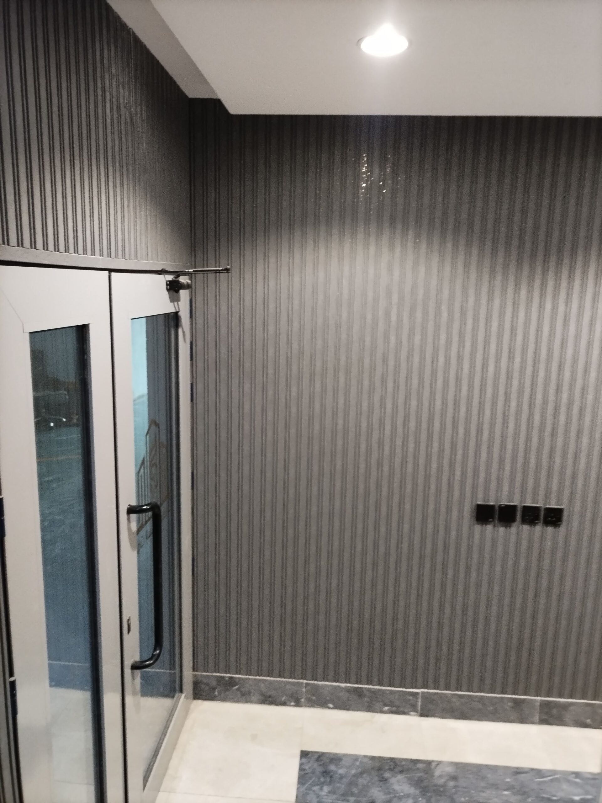 مقاول دهانات بويا وجميع انواع الديكورات لتواصل 053