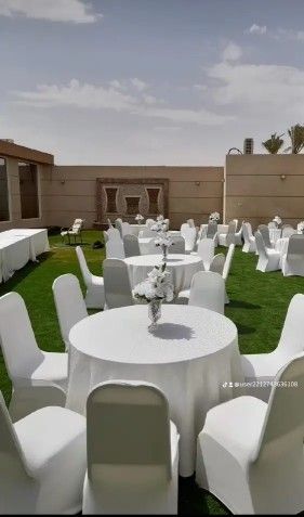 تاجير كراسي وطاولات وسماعات وزل ومكيفات وجلسات شعب