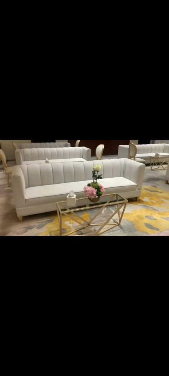 تاجير كراسي وطاولات وسماعات وزل ومكيفات وجلسات شعب