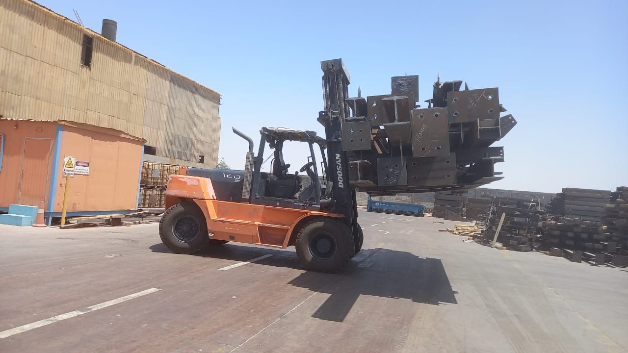 إيجار رفعت شوكيه وكرينات وسيز لفت