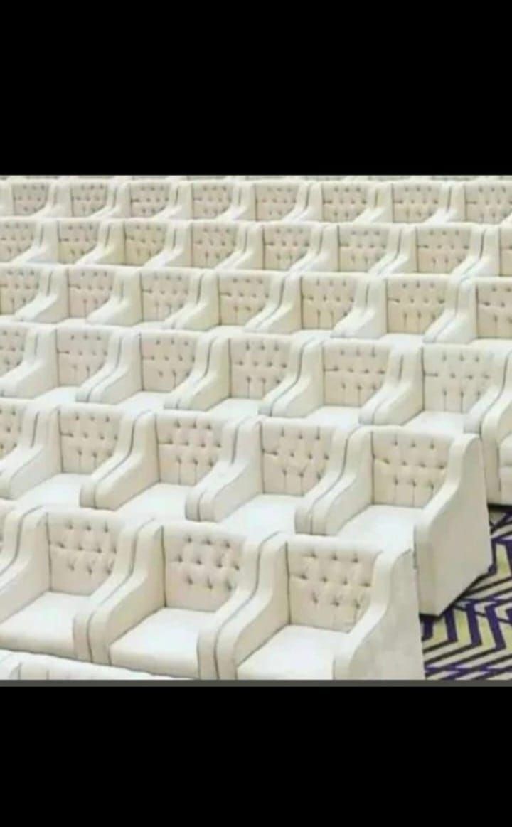 تاجير كراسي وطاولات وسماعات وزل ومكيفات وجلسات شعب