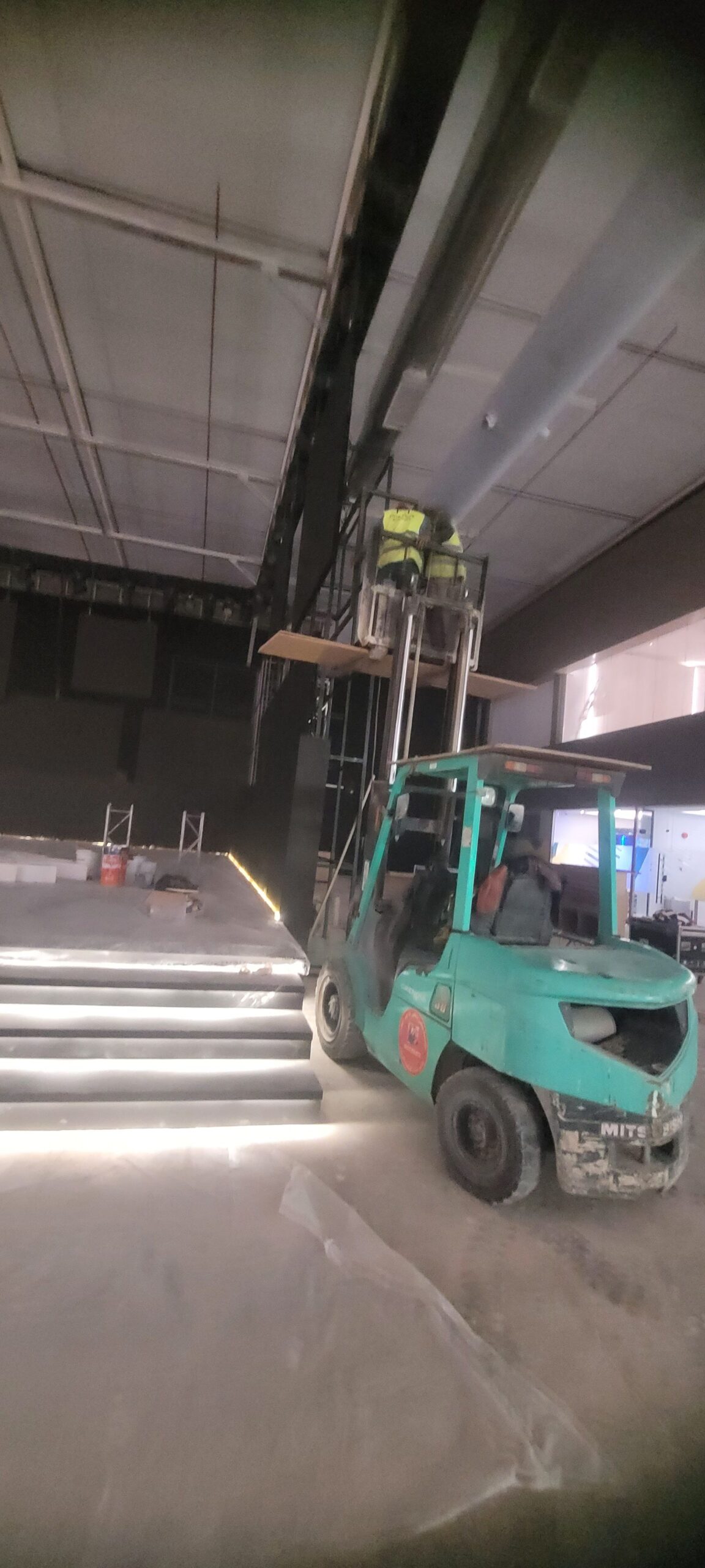 الرياض وخارج الرياض السلي رفعات شوكيه للايجار