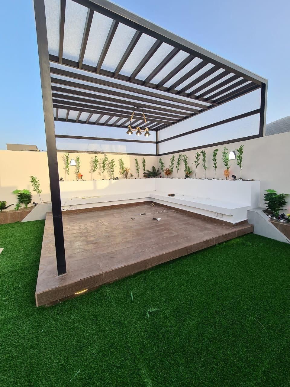 تنسيق حدائق والشلالات والنوافير والمظلات