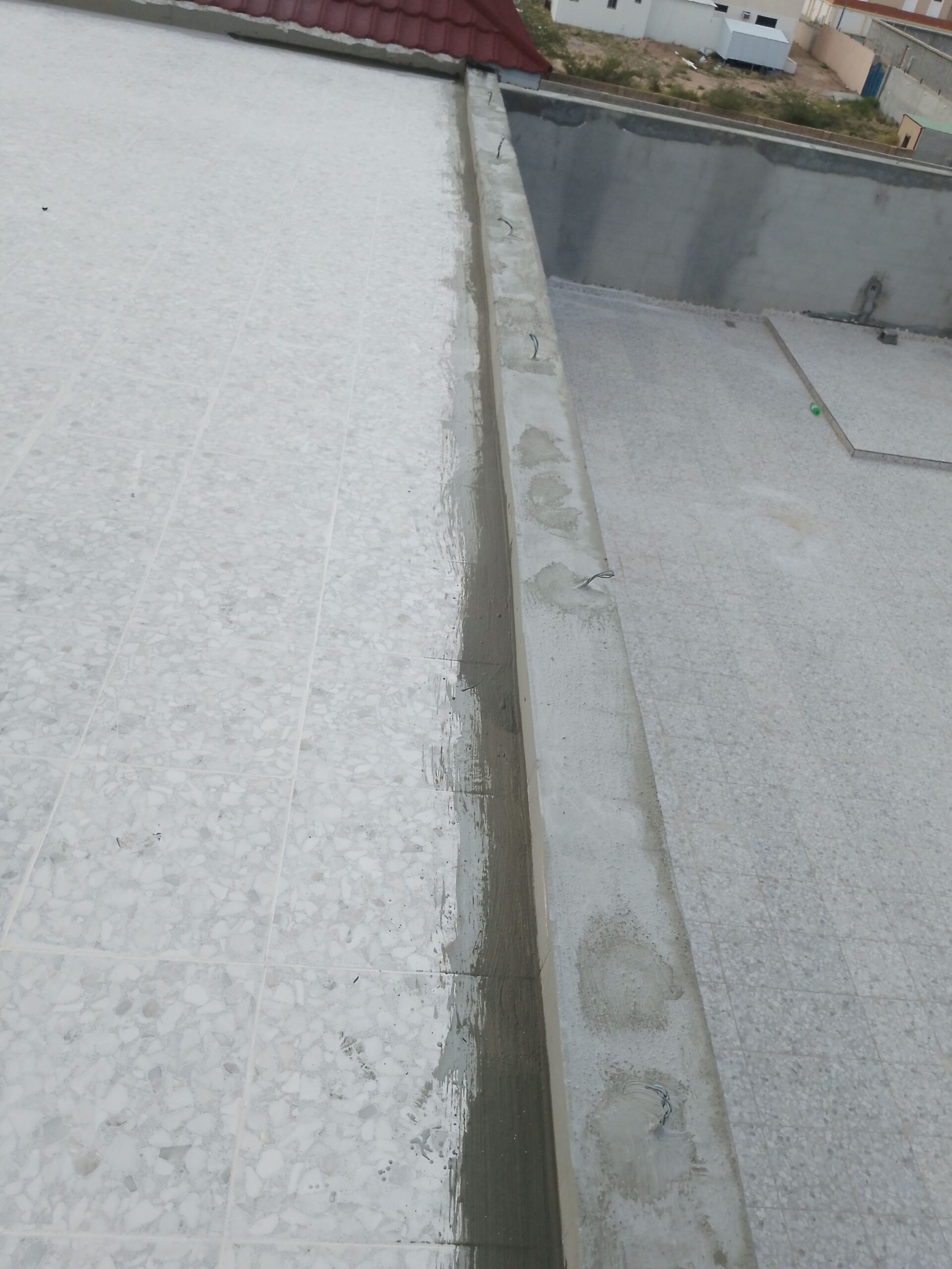 معلم بلاط وجميع انواع السيراميك والبورسلين والبرقي