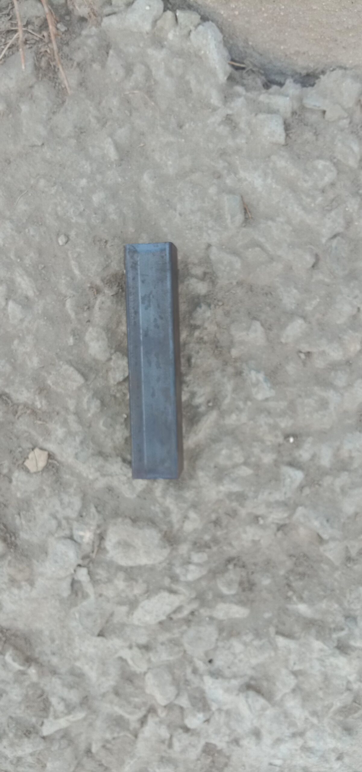 مضلات سيارات وجميع اعمال الحداده هناقر سواتر جلسات