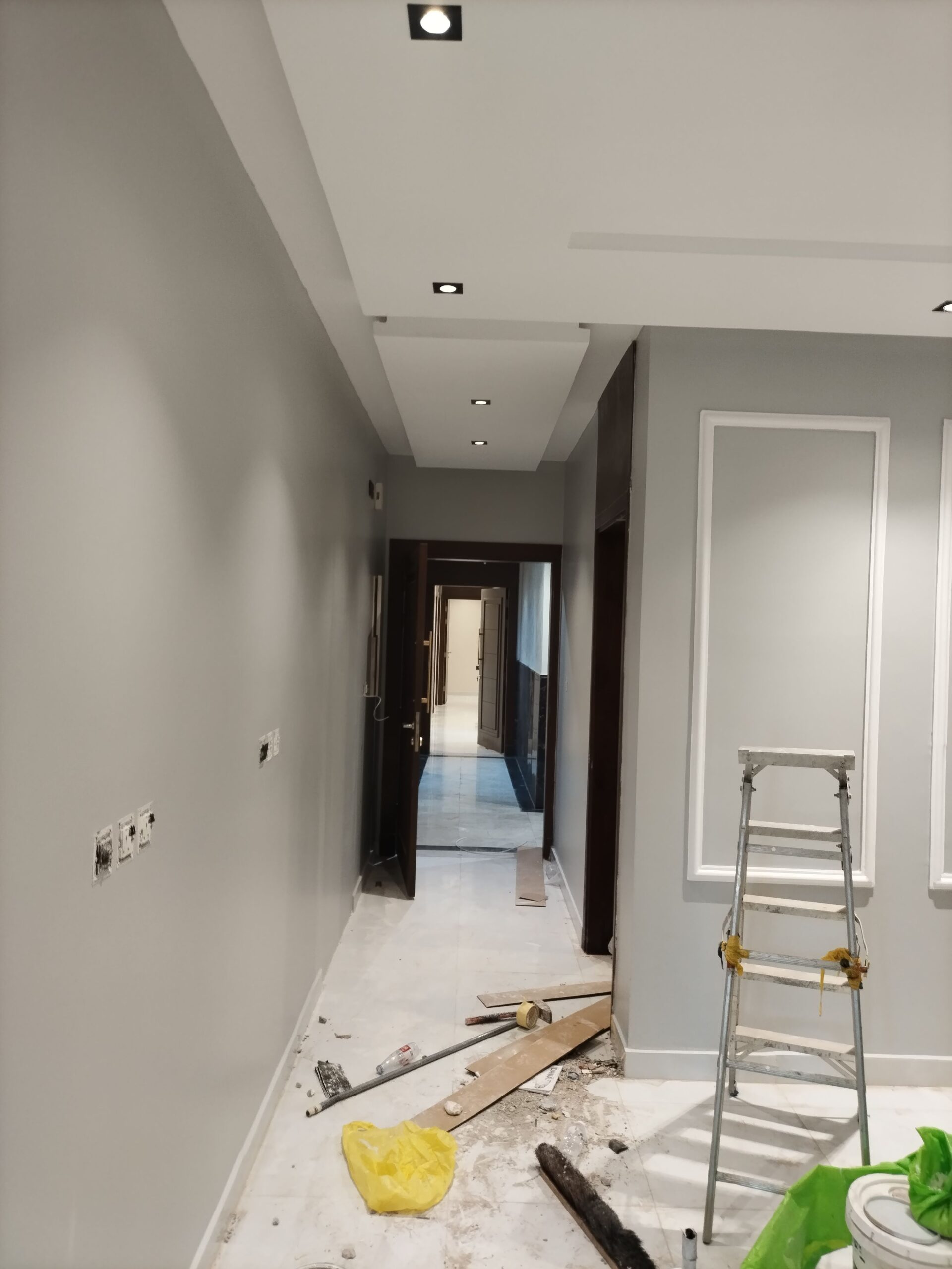 مقاول دهانات بويا وجميع انواع الديكورات لتواصل 053