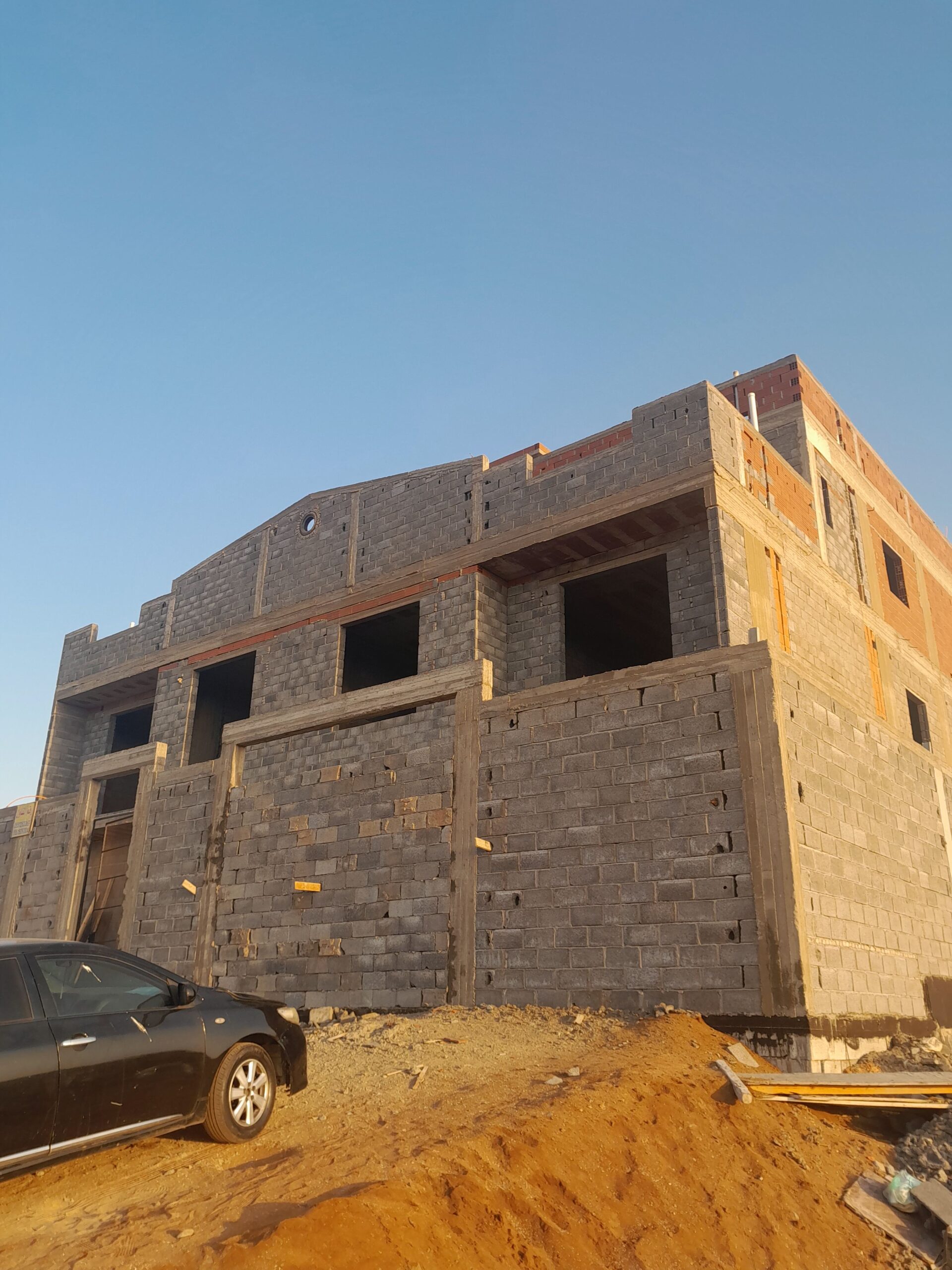 مقاول معماري