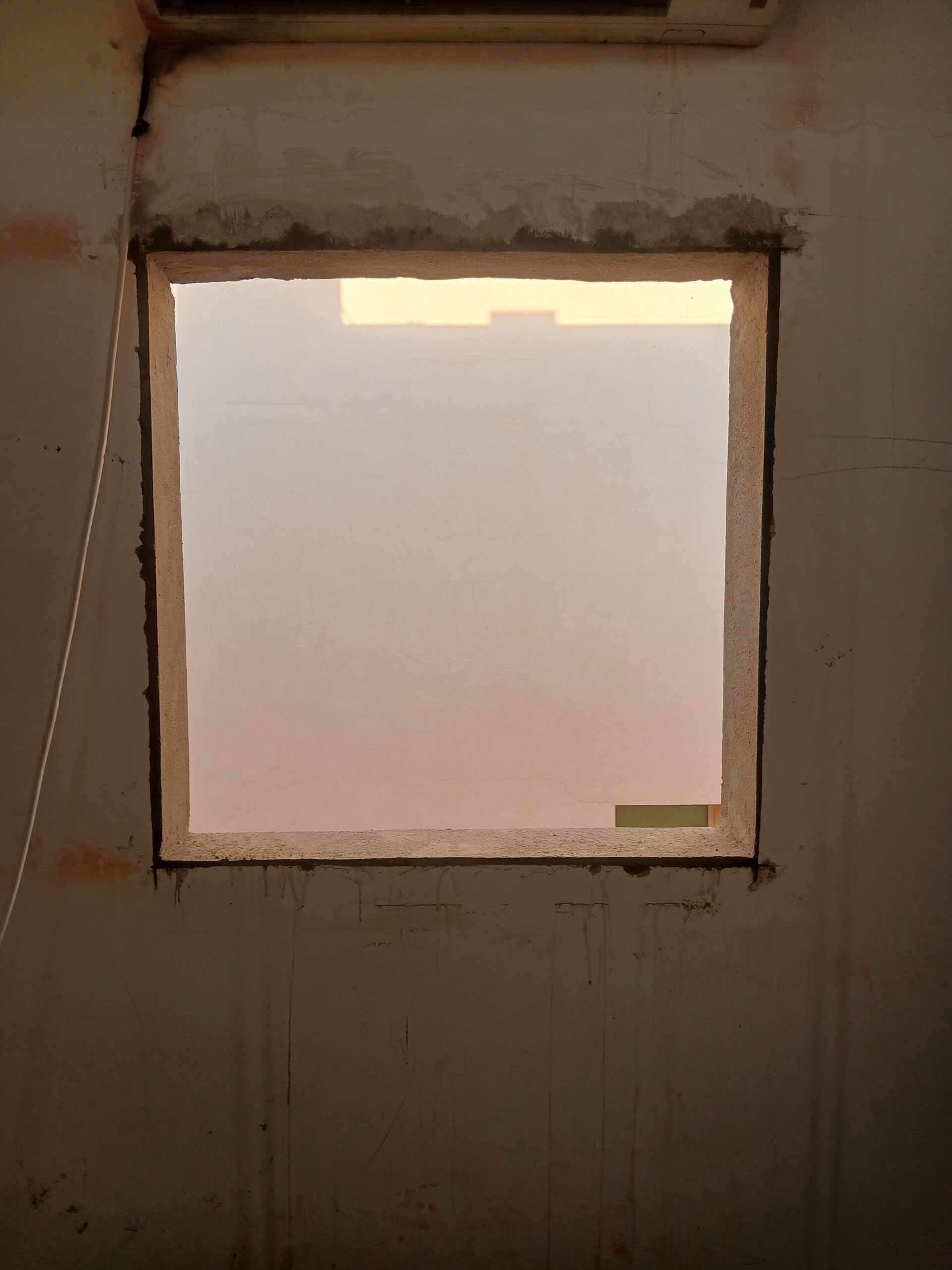 قص جدران وابواب تكسير بلاط بامتياز 0568007695