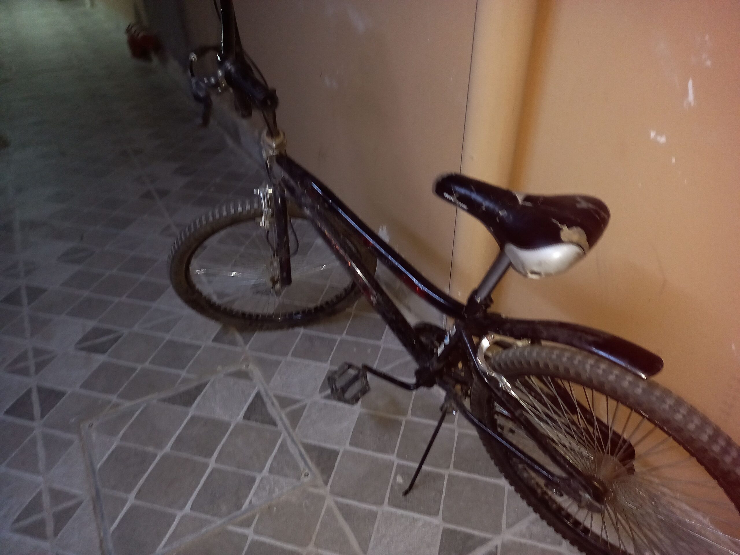 سيكل كوبرا مقاس ٢٤