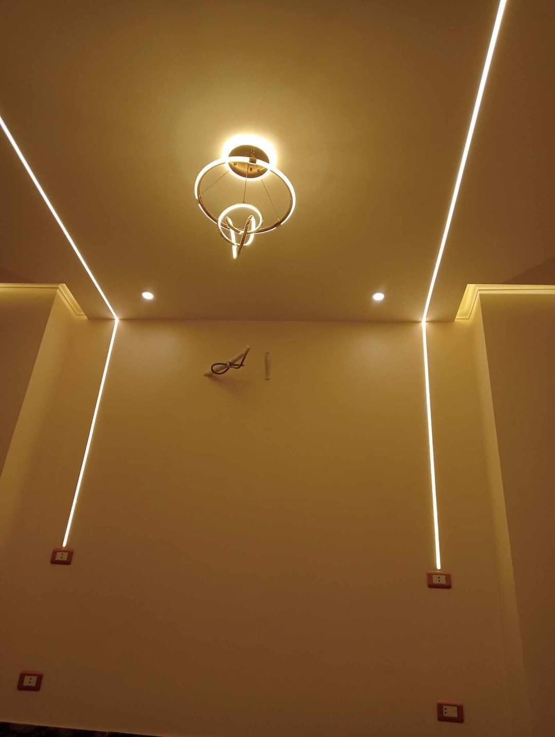 المدينه المنوره اعمال تركيب جبس بورد واسقف مستعارة