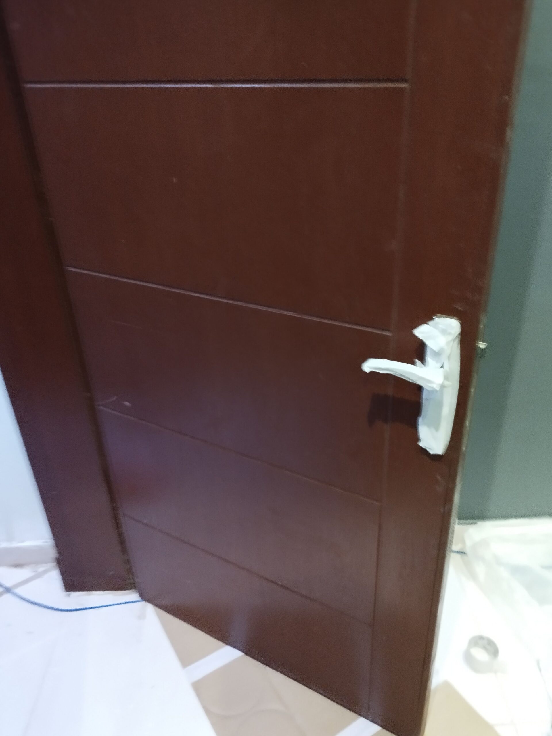 مقاول دهانات بويا وجميع انواع الديكورات لتواصل 053