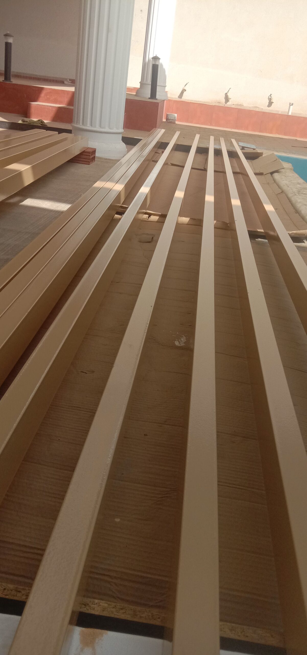 مضلات سيارات وجميع اعمال الحداده هناقر سواتر جلسات