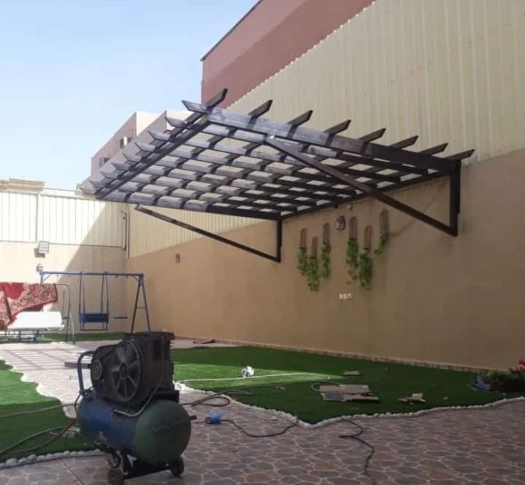 مظلات وسواتر وجلسات وجميع اعمال الحداده