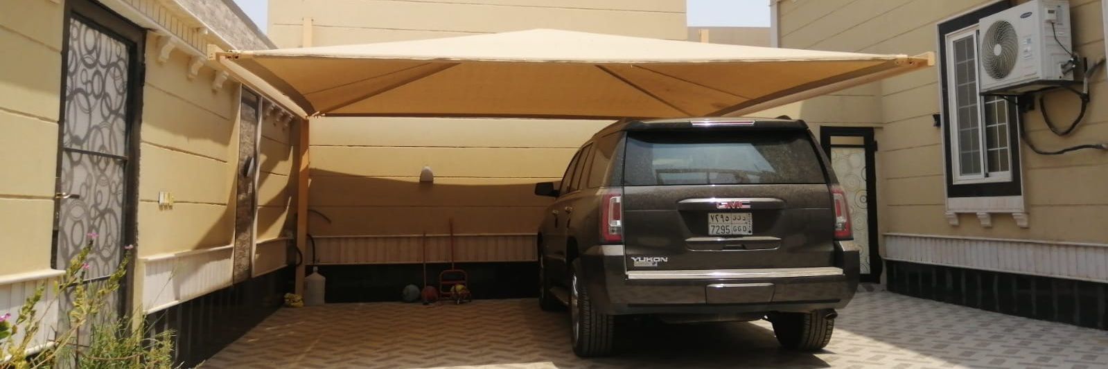 مظلات سواتر وبيوت شعر