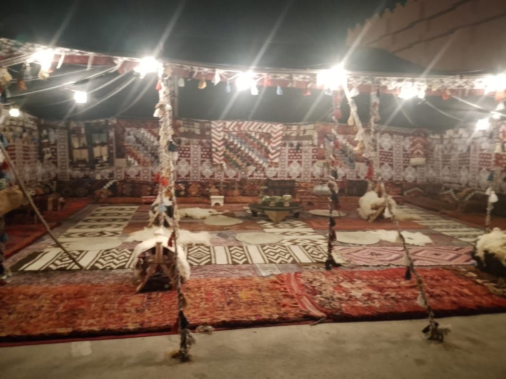 مخيات البر وبيوت شعر