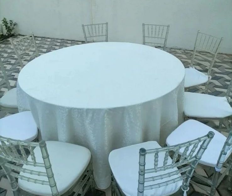 تاجير كراسي وطاولات وسماعات وزل ومكيفات وجلسات شعب