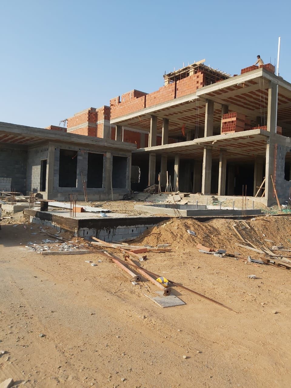 مقاول معماري