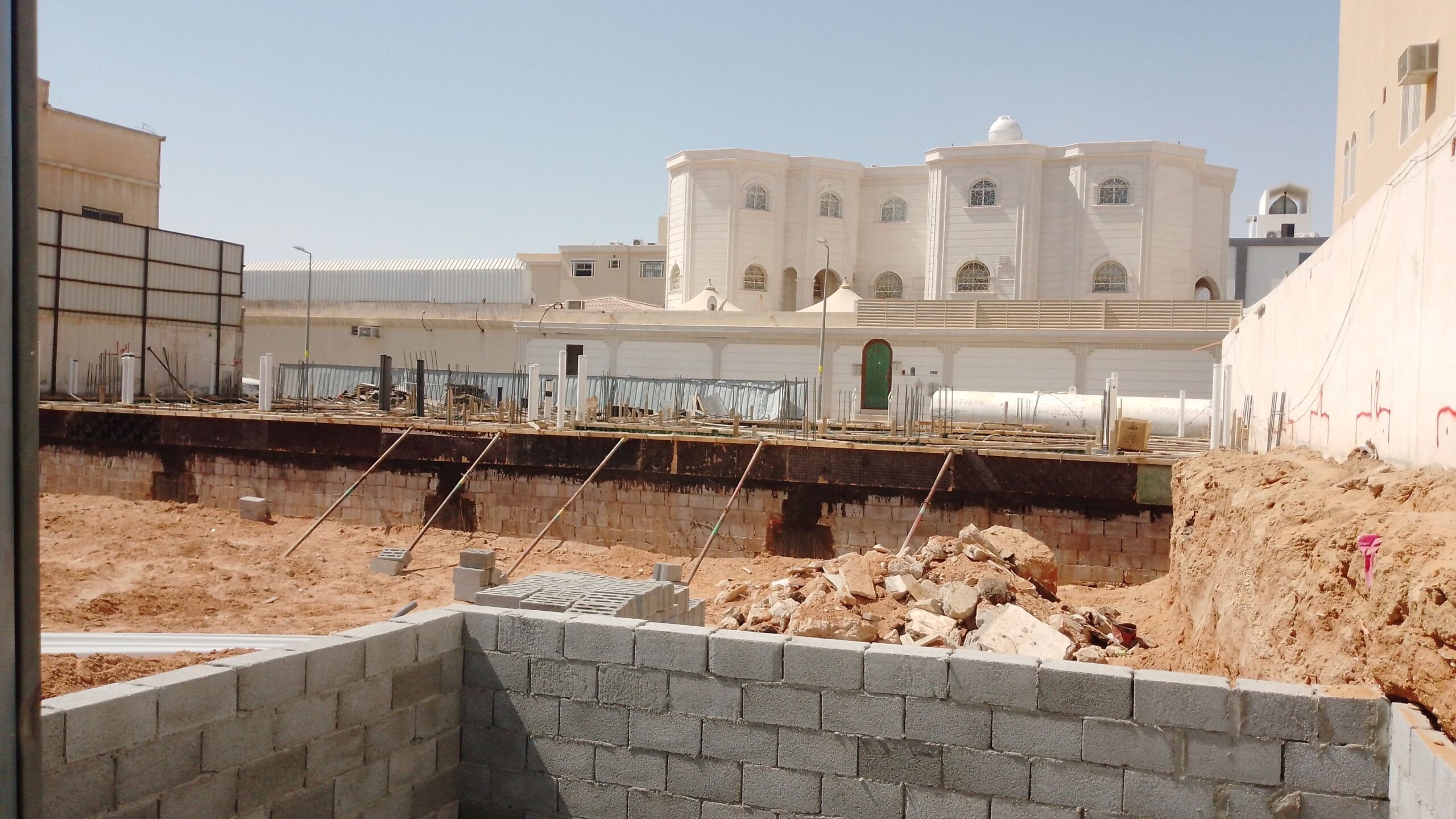 مقاول معماري