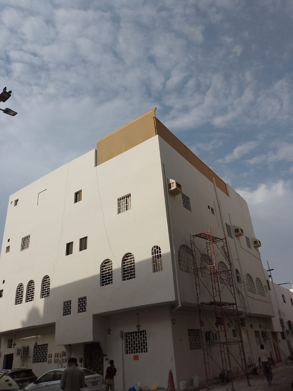 معلم دهانات وديكورات جده