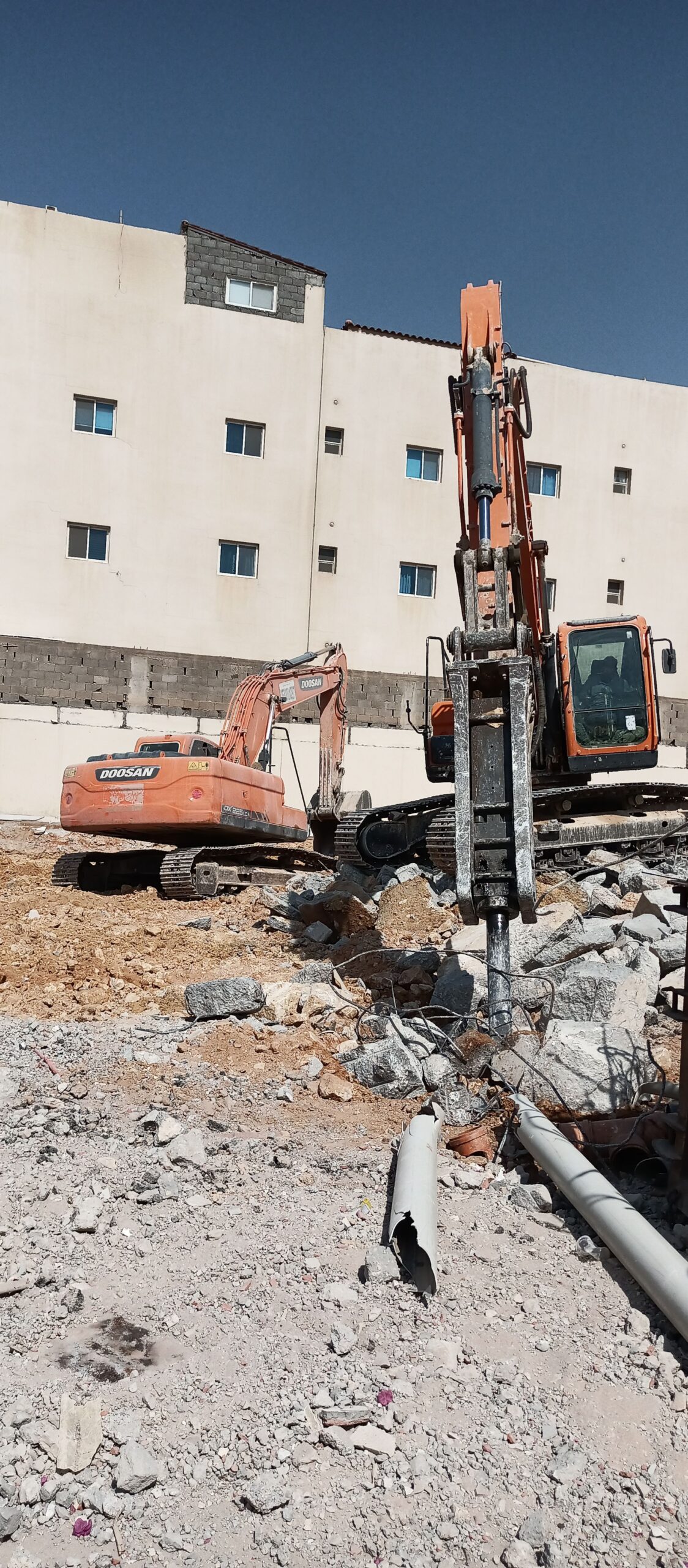 مؤسسة هدم مباني الرياض