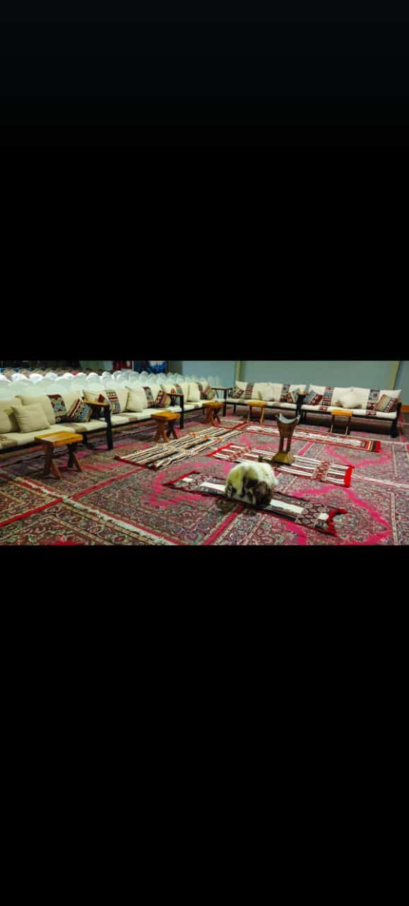 تاجير كراسي وطاولات وسماعات وزل ومكيفات وجلسات شعب