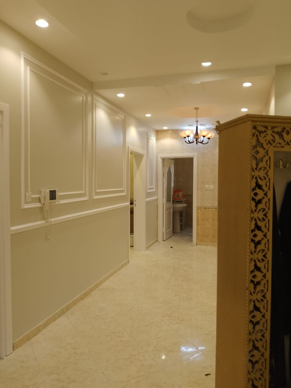 معلم دهانات وديكورات جده