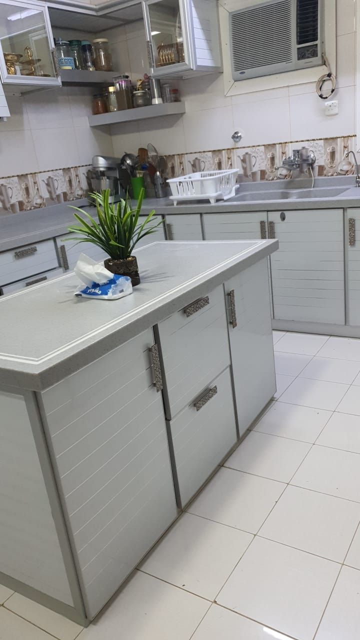 شراء اثاث مستعمل بالرياض