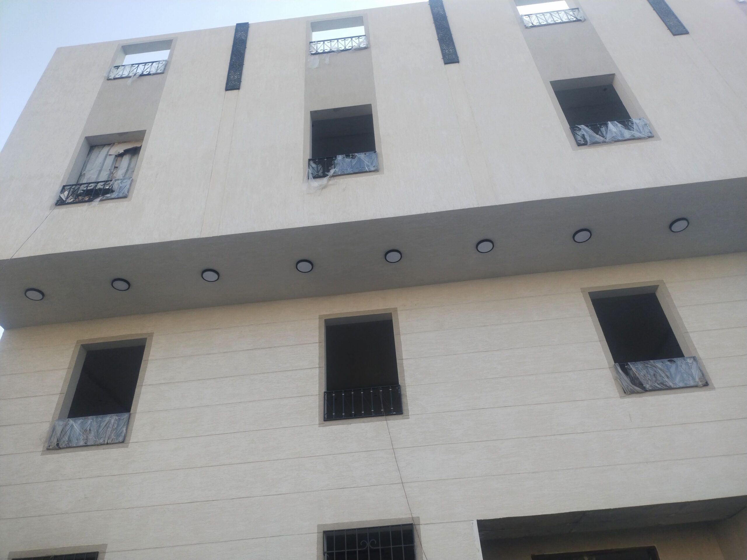 مقاول تليس داخلي وخارجي ماده جرافيتر تشطيب الاسطح