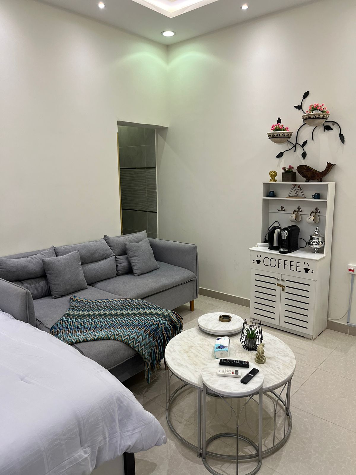 دينا نقل عفش حي السعادة 0539144243