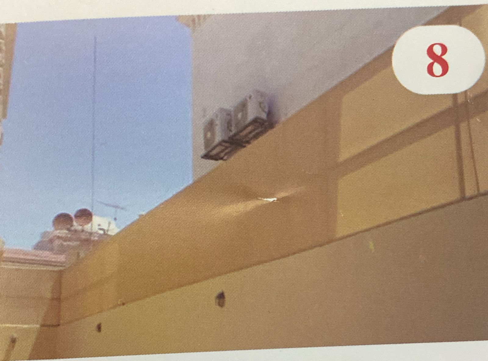 مضلات وسواتر وجلسات وهناجر مستودعات ساندويش بانل و