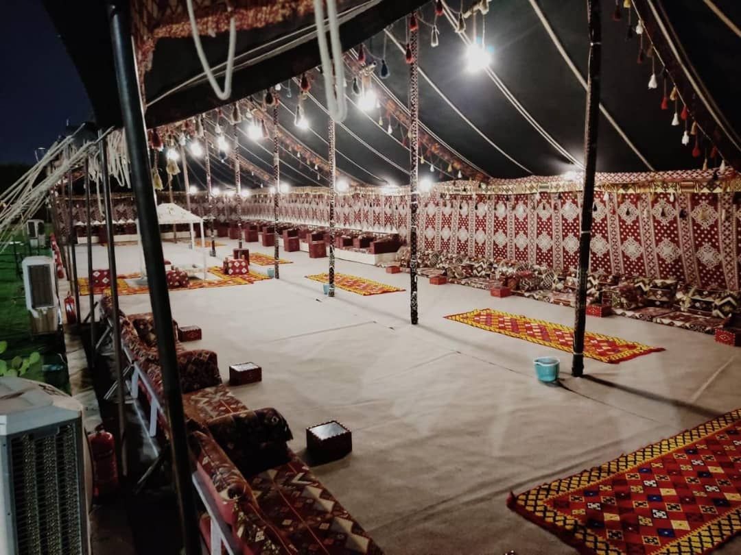 تاجير خيم عربية كراسي طاولات كنب زل جلسات شعبية ضي