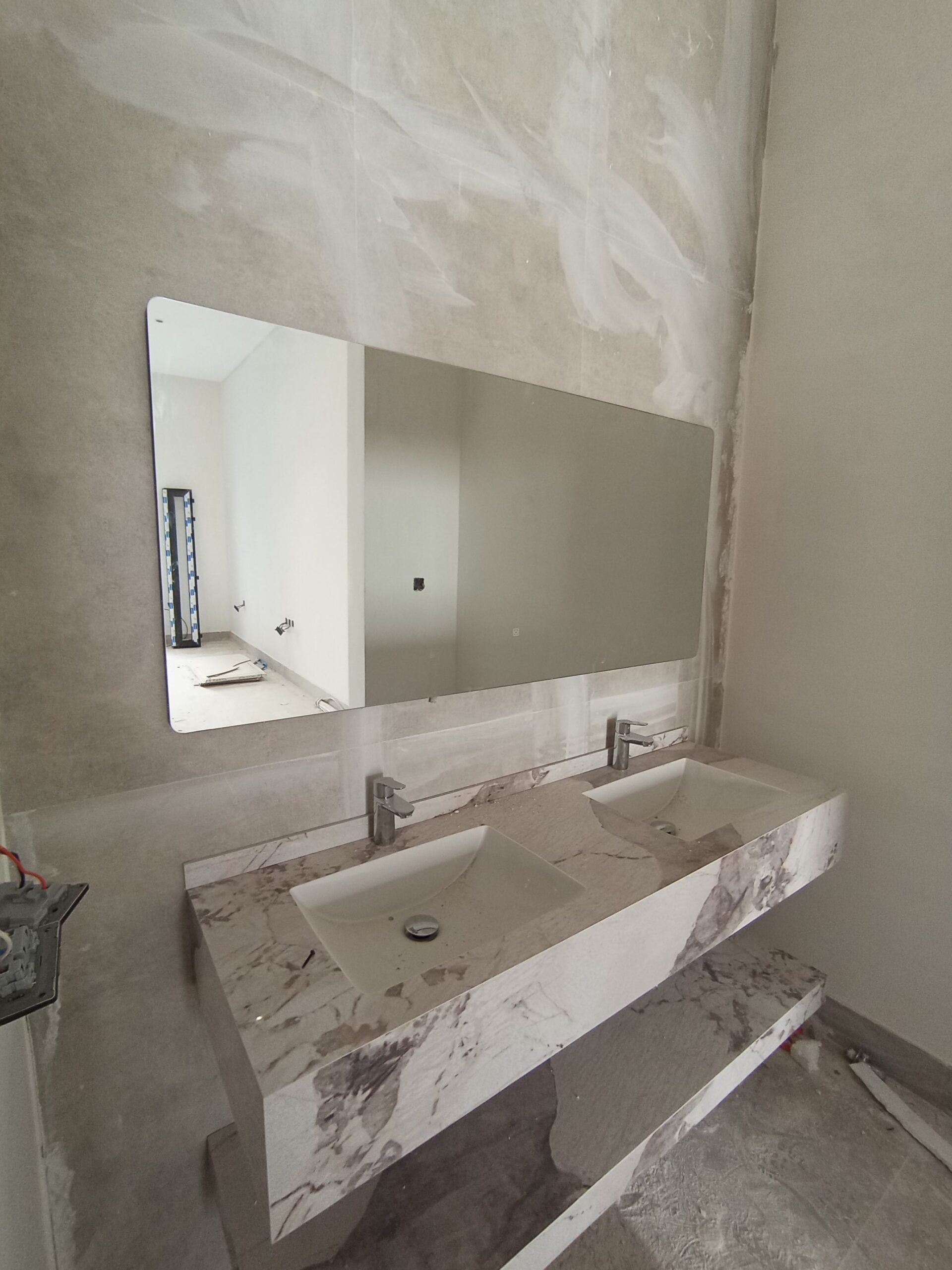 مرايات في المنطقة الشرقية 0535308137