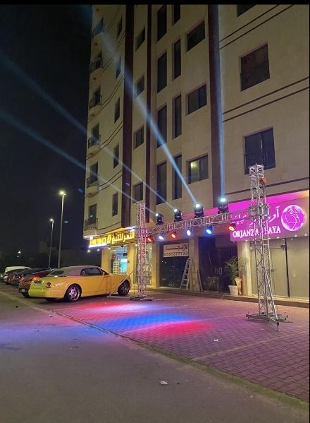 تجهيز افتتاح محلات ومراكز تجاريه ومهرجانات يتوفر ل