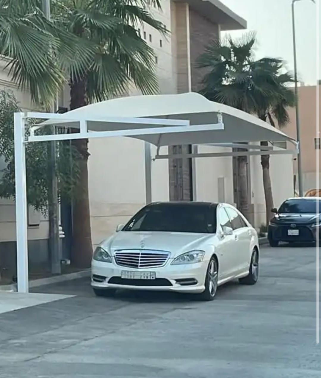 مضلات وسواتر وجلسات وهناجر مستودعات ساندويش بانل و