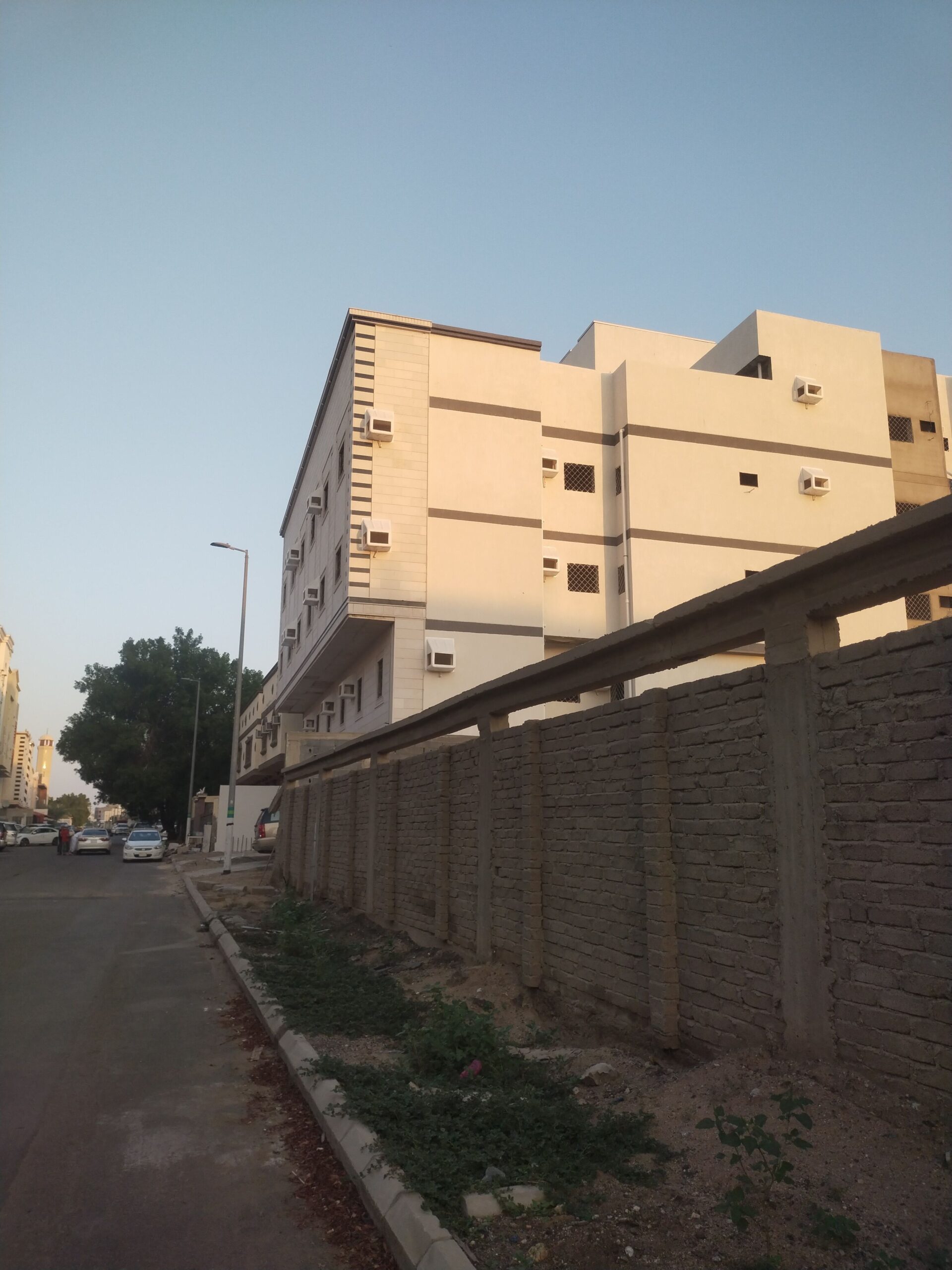 مليس مكه المكرمه لجميع انواع اللياسه وتشطيب الاسطح