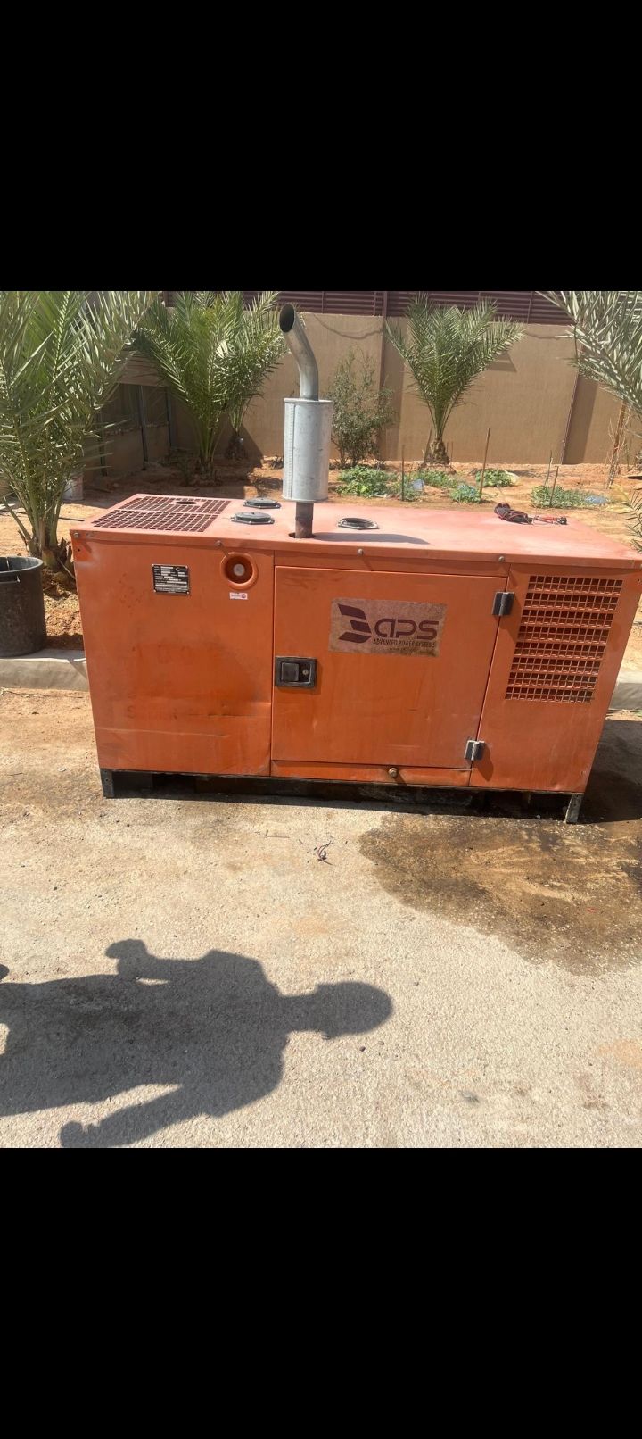 يوجد لدينا مولدات كهربائيه للبيع أو للإيجار كاتم ل