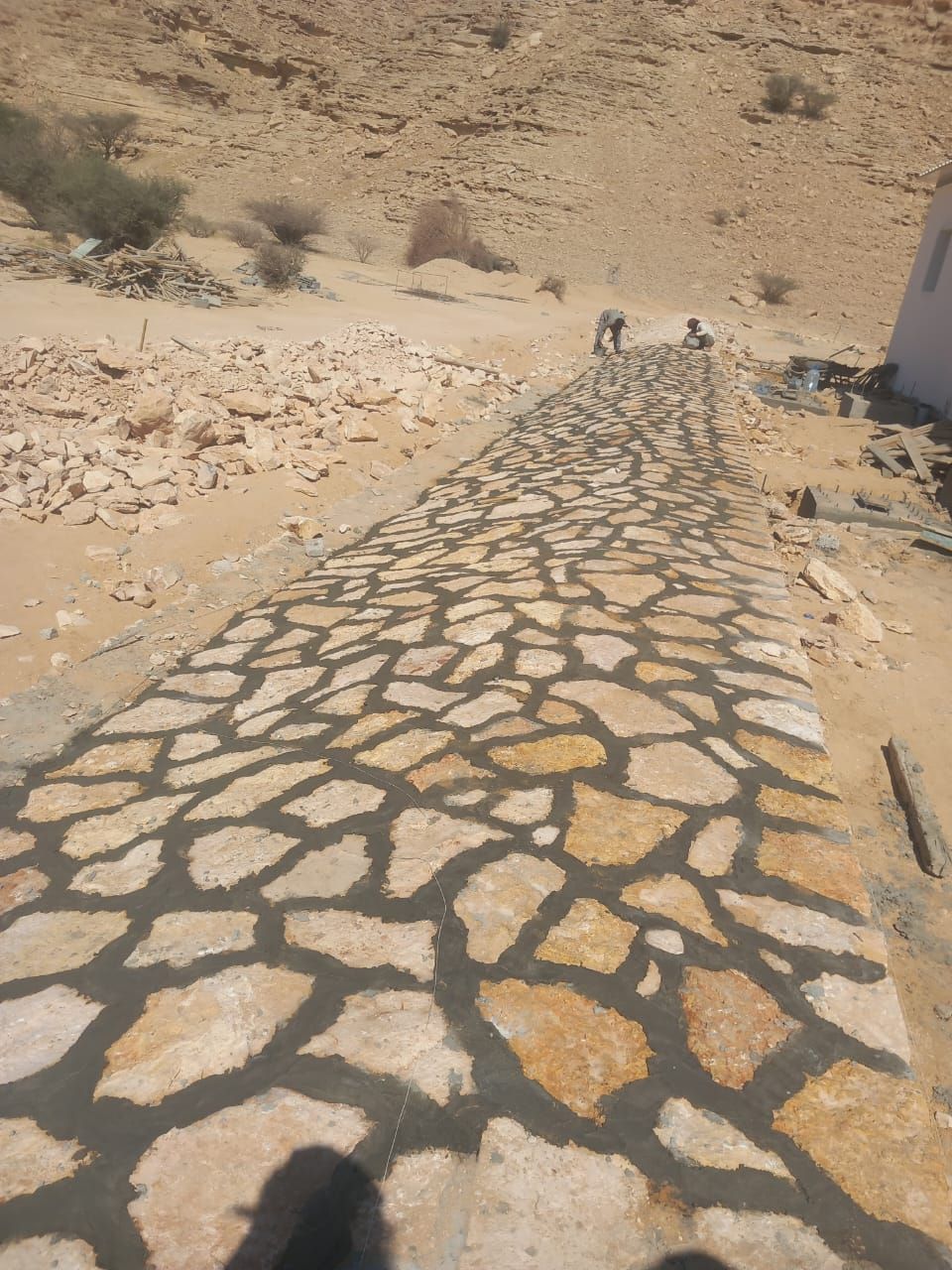 مقاول شبوك وسياج امنيه وإنشاء مستودعات ومضلات