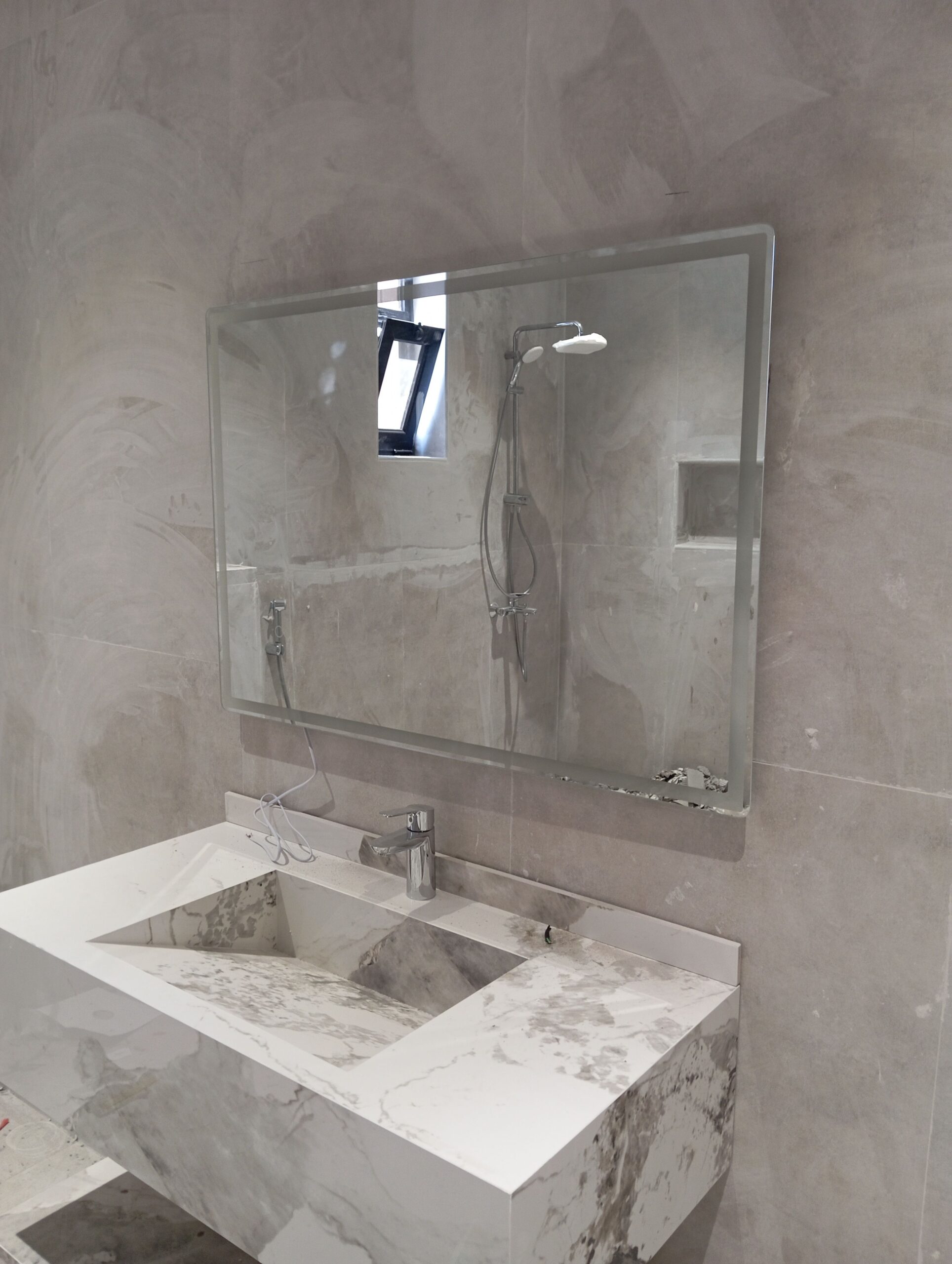 مرايات في المنطقة الشرقية 0535308137