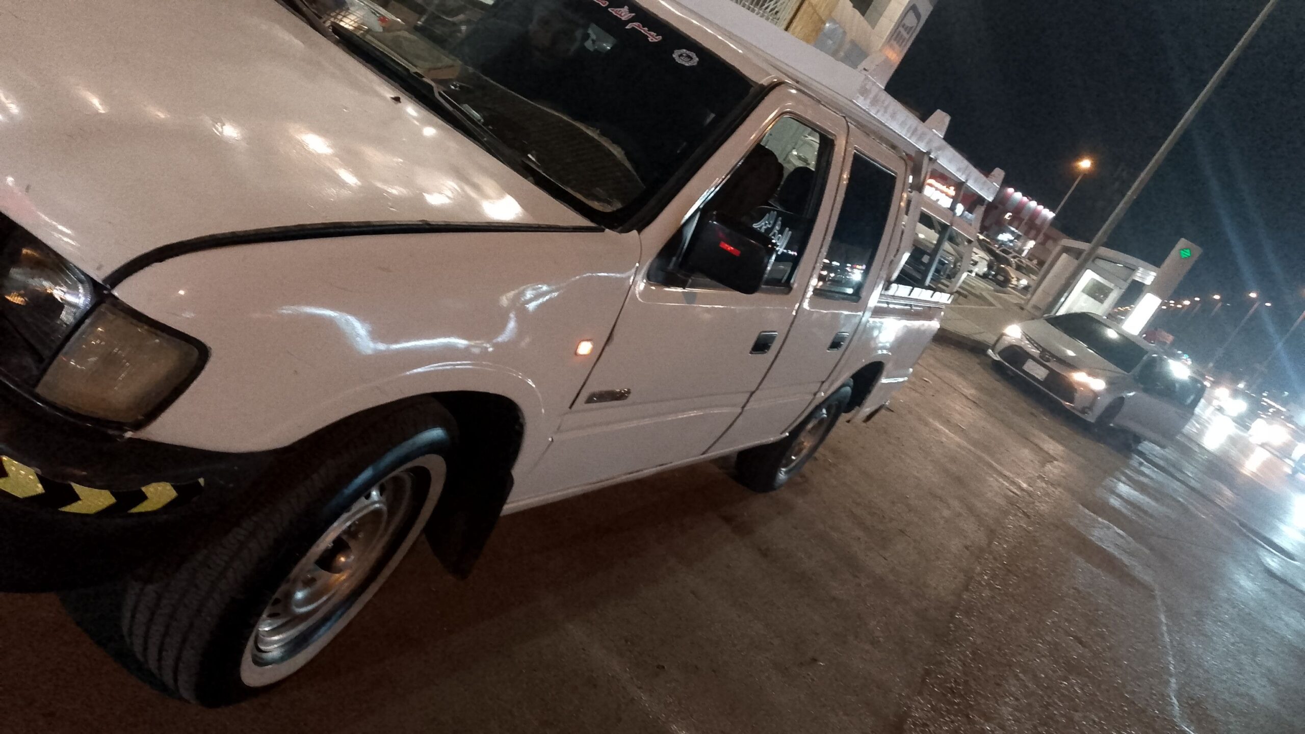 توصيل مشاوير داخل وخارج الرياض ونقل عفش