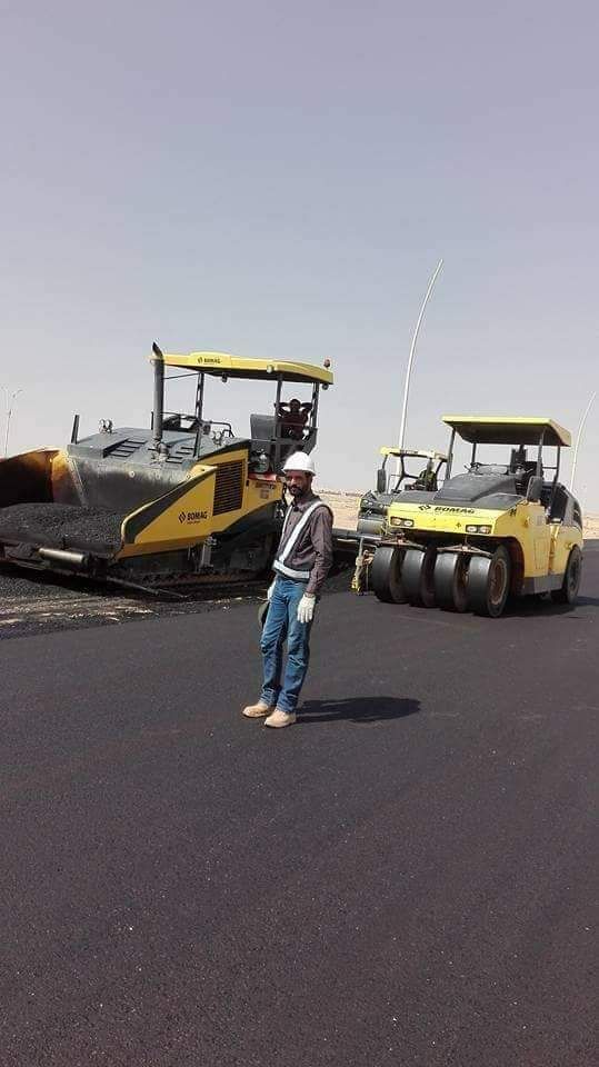 ابو عمر مقاول اسفلت باكستاني