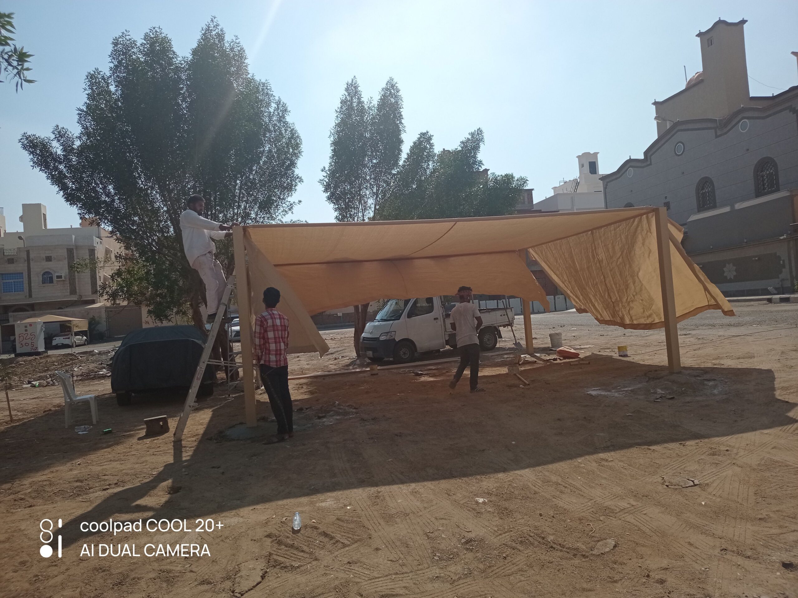 مظلات وبرجولات وسواتر مكه