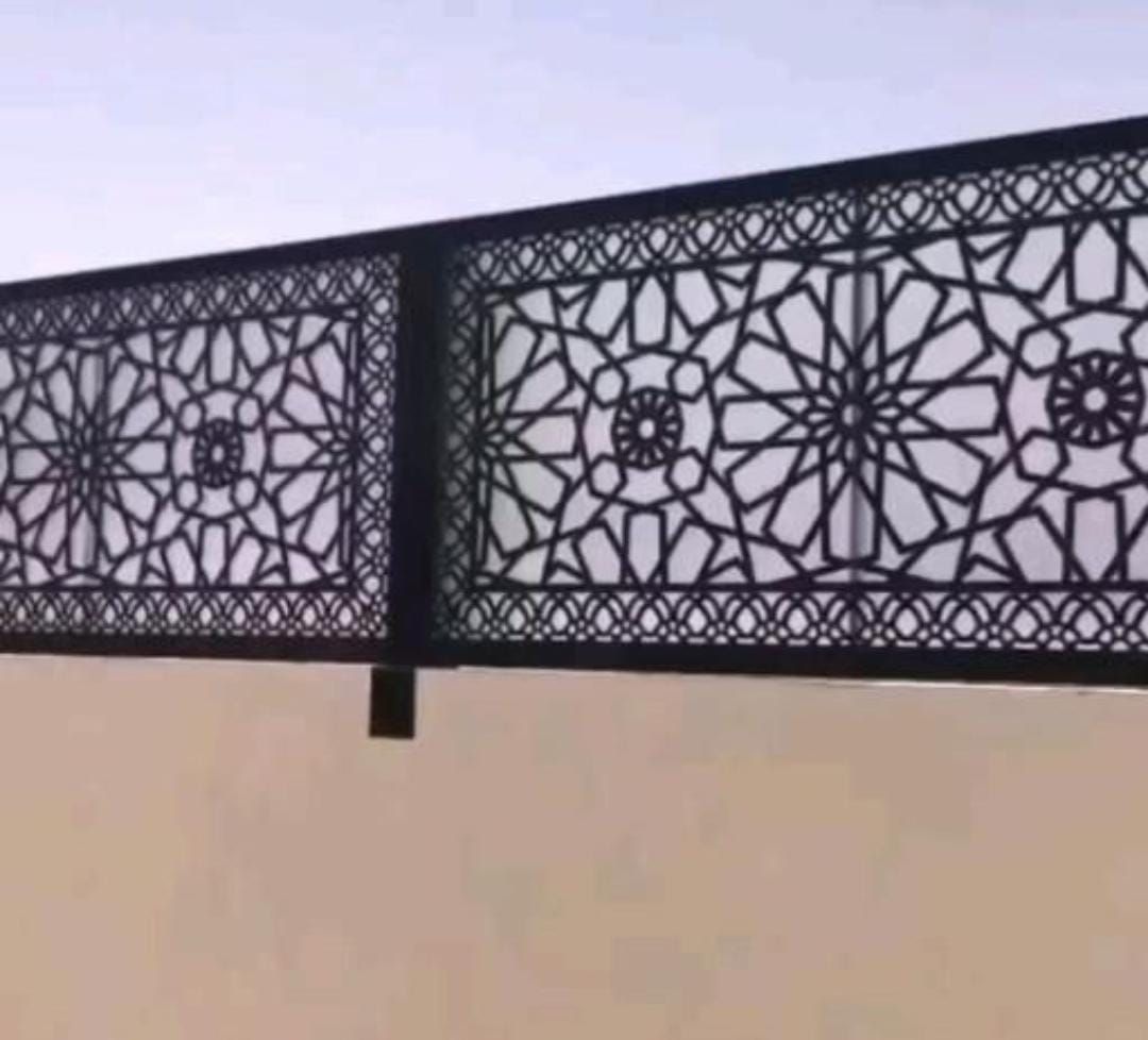 مضلات وسواتر وجلسات وهناجر مستودعات ساندويش بانل و