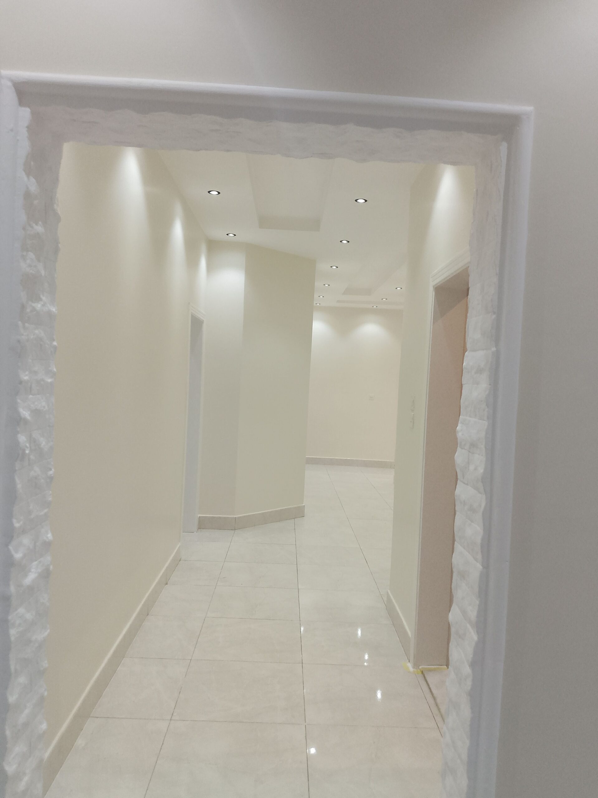 دهان مباني جده ملعم دهانات وديكورات