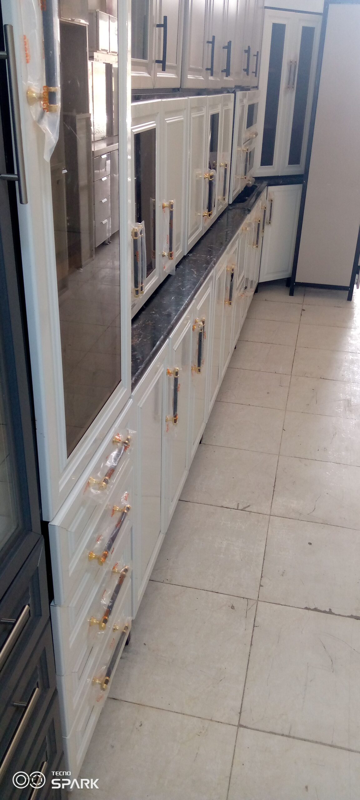 مطابخ مستعمله اخو الجديد ويوجد تركيب وتوصيل