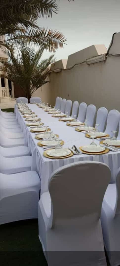 تاجير كراسي وطاولات وسماعات وزل ومكيفات وجلسات شعب