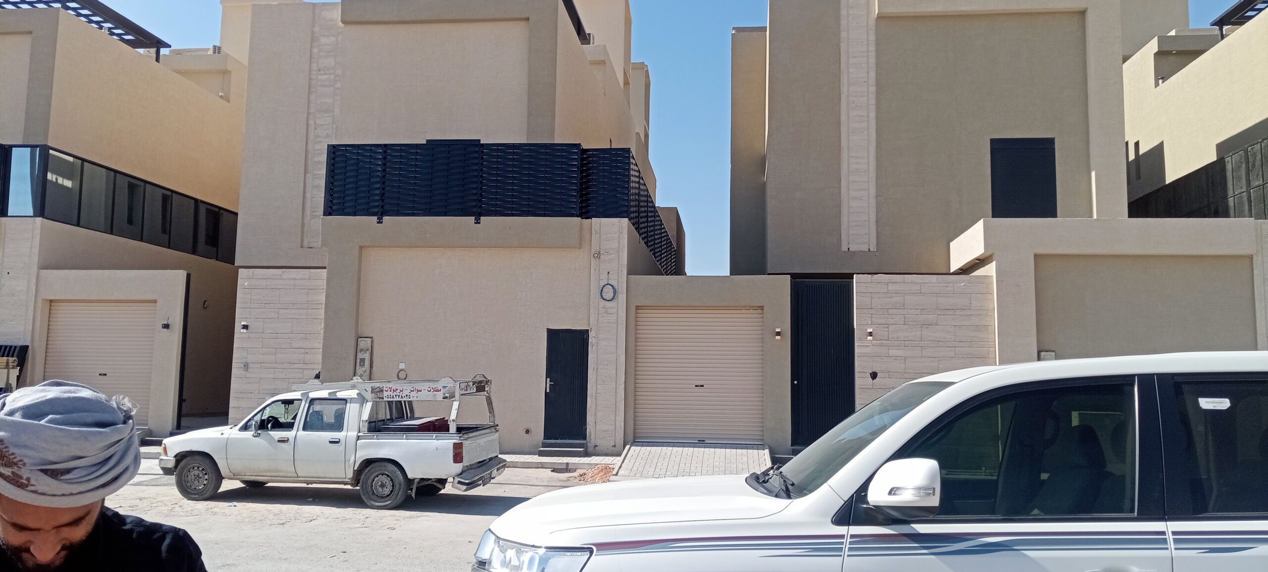 مضلات وسواتر وجلسات وهناجر مستودعات ساندويش بانل و