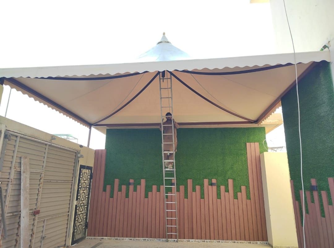 مضلات وسواتر وجلسات وهناجر مستودعات ساندويش بانل و